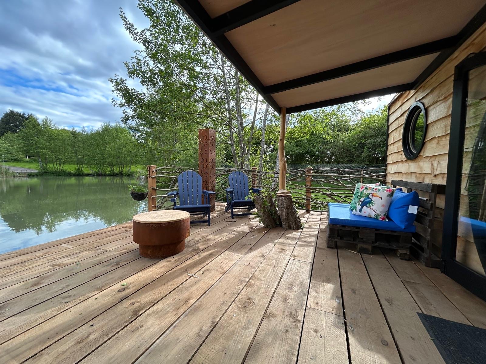 Lincoln Lodge firepit